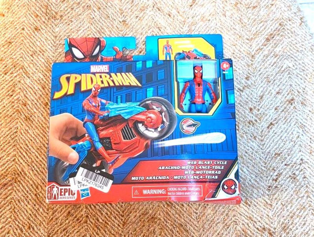 Hasbro Spider-Man Web Blast Cycle Motorcycle & 4" Figure Set - NIB